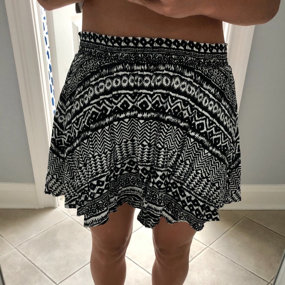 Black and White Tribal Print Skirt